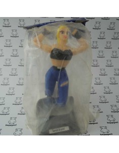 Virtua Fighter collection Sarah Bryant figure  2